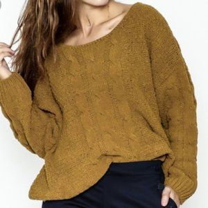 OnetheLand Slouchy Cable Knit Sweater